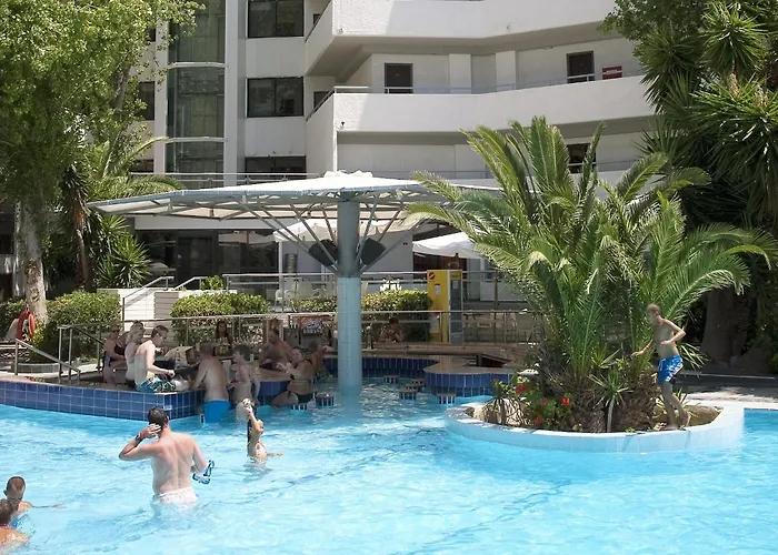 The Residence Suites - Adults Only